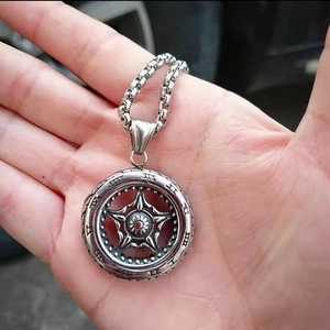 Silver stainless steel box chain necklace with 3D car wheel hub pendant for men and women