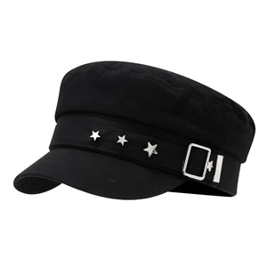 Casquette de marin noire classique avec clous étoiles argentés et boucle métallique réglable