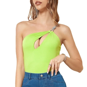 Neongrüner One-Shoulder-Body mit Cut-out, Metallknoten-Detail und rückenfreiem Design
