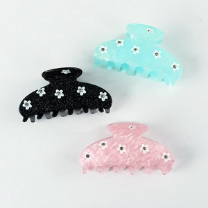Pinces à cheveux florales avec strass en bleu ciel, noir et rose élégant