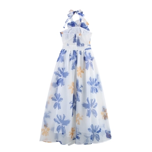 Elegantes weißes Blumen-Maxikleid aus Organza mit Neckholder und gesmokter Rückseite