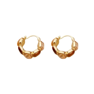 Retro amber resin round stud earrings with vintage gold metal base for women