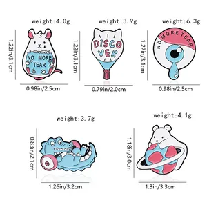 Detailed size chart showing dimensions in cm and inches for cute animal enamel pins