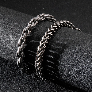 Retro stainless steel wheat and textured link bracelets in vintage silver finish for men