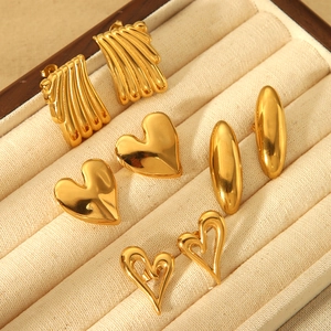 Fashion Stainless Steel 18K Gold Plated Heart Geometric Stripe Stud Earrings For Women Minimalist INS Style Jewelry