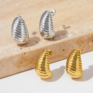 Boucles d'oreilles en C en acier inoxydable poli doré et argenté avec spirales