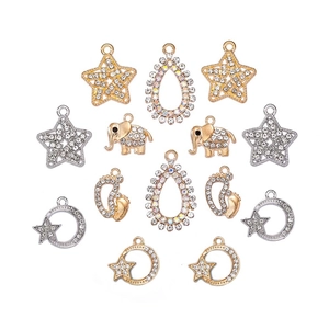 Set di 10 ciondoli in lega con cristalli in forme di luna e stella oro e argento