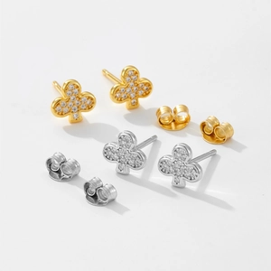 925 Sterling silver clover stud earrings with white zircons in gold and silver finish