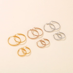 Chunky geometric hoop earrings with wheat pattern in gold, silver and rose gold