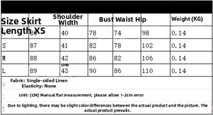 Guide des tailles détaillé pour robe courte en satin et dentelle avec mesures en CM