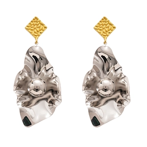 Modern two-tone irregular geometric metal earrings with gold and silver liquid textures