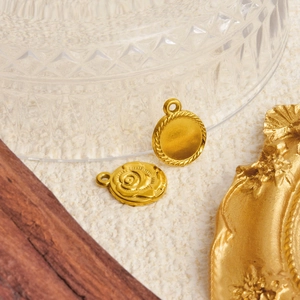 Premium 304 stainless steel gold flower pendants with embossed rose and matte finish