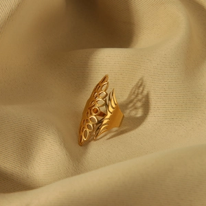 Anello aperto vintage in acciaio inossidabile placcato oro 18K con foglie traforate