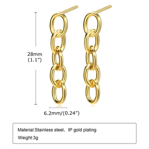Detailed view of 18K gold plated chain earrings with 28mm length and 6.2mm width dimensions