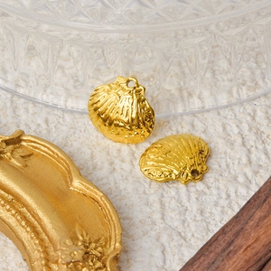 Deux pendentifs coquillages dorés en acier inoxydable 304 pour bijoux DIY