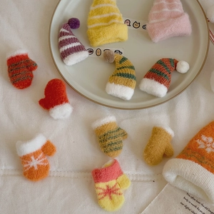 Miniature knitted Christmas hats and mittens in assorted colors for DIY crafts decoration