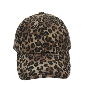 Vintage leopard print baseball cap with six-panel structure and curved brim for sun protection