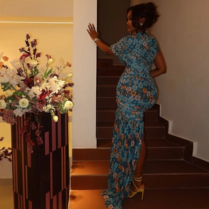 Elegant geometric print bodycon maxi dress with long sleeves and high side slit