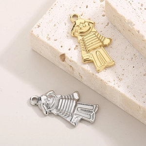 Pendentifs rock boy en acier inoxydable style punk hip hop en finitions or et argent
