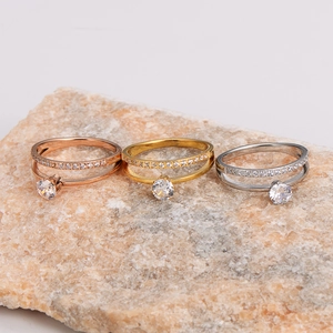 Double-layered stainless steel rings in gold, rose gold and silver with zircon stones