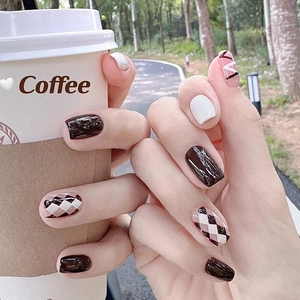 Coffee Brown White Press On Nails Plaid Gingham Square Round Glossy Artificial Fingernails Elegant Style For Women