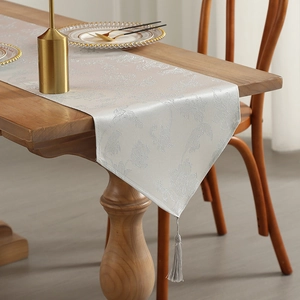 Polyester Jacquard Table Runner With Tassels Leaf Floral Pattern Elegant Dining Table Decor Home Wedding Party