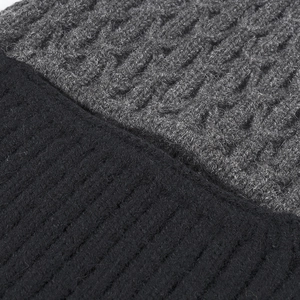 Bonnet d'hiver en maille torsadée pour hommes et femmes avec textures grises et noires