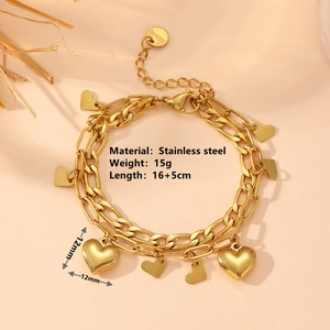 Bracelet double rang en acier inoxydable doré avec breloques cœur et fermoir T
