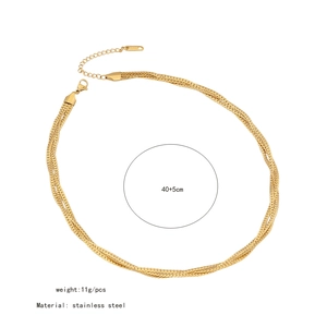Detailansicht der goldfarbenen mehrlagigen Edelstahlkette mit 40+5cm Längenangabe