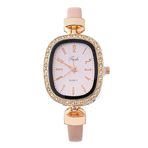 Fashionable women's quartz watch with pink leather strap and rhinestone alloy case