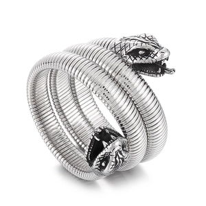Bague serpent réglable en acier inoxydable avec deux têtes et détails de texture écaillée