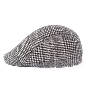 Classic houndstooth newsboy cap for men, stylish wool warm hat for autumn and winter