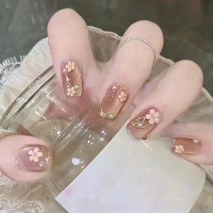 Cat Eye Press On Nails With 3D Pink Camellia Flowers And Artificial Pearls Short Ballet Shape Gradient Sweet Pink Glossy Fake Nails