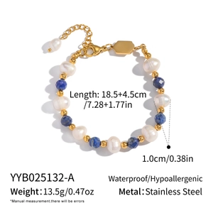 Détails du bracelet en perles et lapis-lazuli naturel avec un fermoir en acier inoxydable