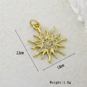Detailed size chart of gold sun charm pendant with micro-set zircons and dimensions
