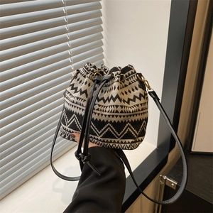 Ethnic style black and white geometric pattern drawstring bucket bag with thin strap