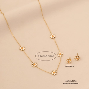 Détails de l'ensemble collier et boucles d'oreilles marguerite en acier avec dimensions