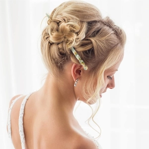 Eleganter grüner Marmor-Essigsäure-Haarstab für moderne minimalistische Dutt-Frisuren