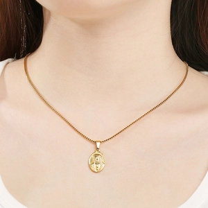 Vintage oval Virgin Mary portrait pendant necklace in gold stainless steel for women
