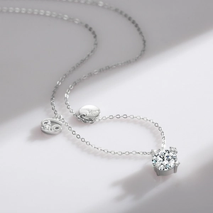 Collana Cancro in argento sterling 925 con pendente in zircone scintillante da donna