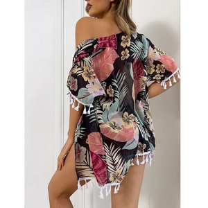 Ensemble bikini 3 pièces à fleurs avec paréo kimono tropical à franges blanches