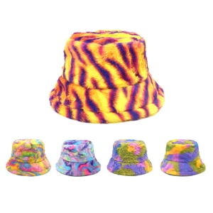 Bunte Batik-Anglerhüte aus Kunstpelz für Damen, dicke flauschige warme Wintermützen