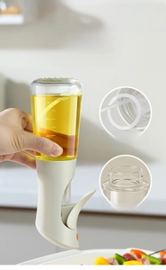 Dettaglio della guarnizione in silicone a tenuta stagna e dell'ugello dello spruzzatore