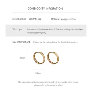 Guide des tailles pour boucles d'oreilles fleur en or 18K avec dimensions et détails