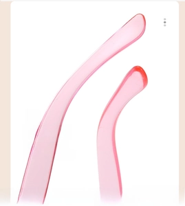Detail of pink transparent cat eye sunglasses temples with ergonomic curved design