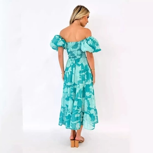 Robe midi en mousseline à imprimé fleuri avec manches bouffantes et jupe à volants