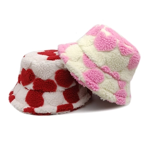 Women Faux Lamb Wool Bucket Hat Heart Jacquard Thick Warm Plush Fisherman Hat Retro Winter Outdoor Windproof Headwear