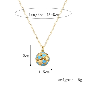 Detailed size map of gold chain necklace with blue heart pendant and 45+5cm length