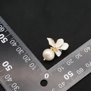 Elegant 25mm white flower earring with large pearl and sparkling zircon details