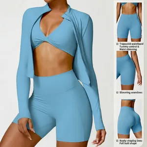 Ensemble de yoga bleu ciel à taille haute avec veste cintrée, brassière et short